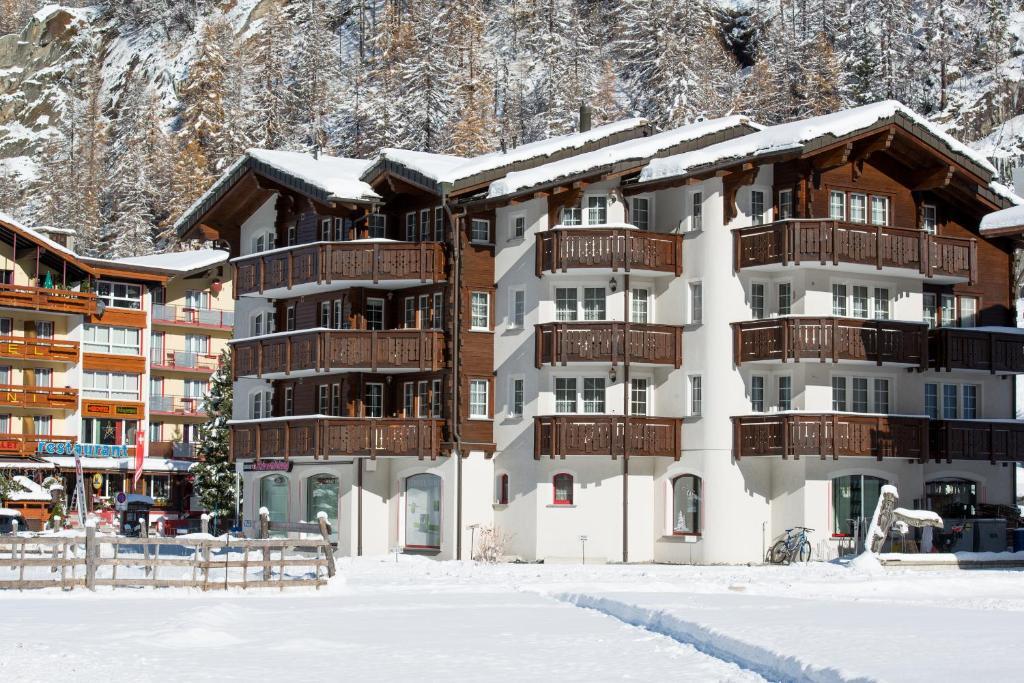 Haus Evita Saas-Grund Dış mekan fotoğraf